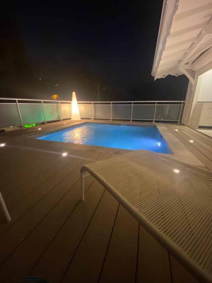 Les Appart Villa Sunbay Caraibes Avec Piscine Privative Vue Mer Et Montagne Le Francois Bagian luar foto