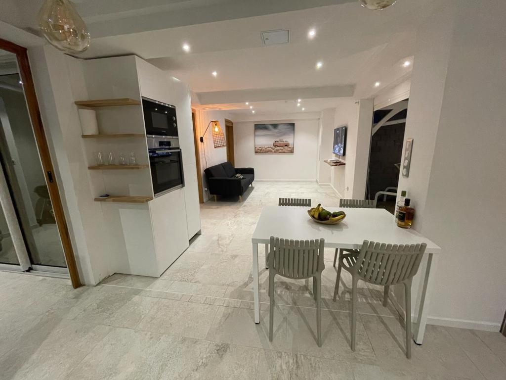 Les Appart Villa Sunbay Caraibes Avec Piscine Privative Vue Mer Et Montagne Le Francois Bagian luar foto