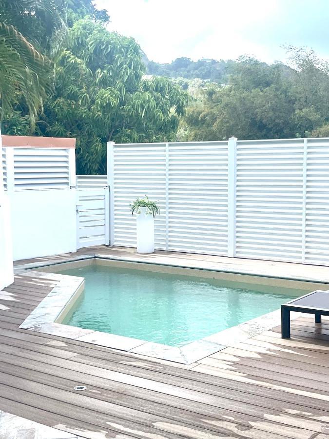 Les Appart Villa Sunbay Caraibes Avec Piscine Privative Vue Mer Et Montagne Le Francois Bagian luar foto
