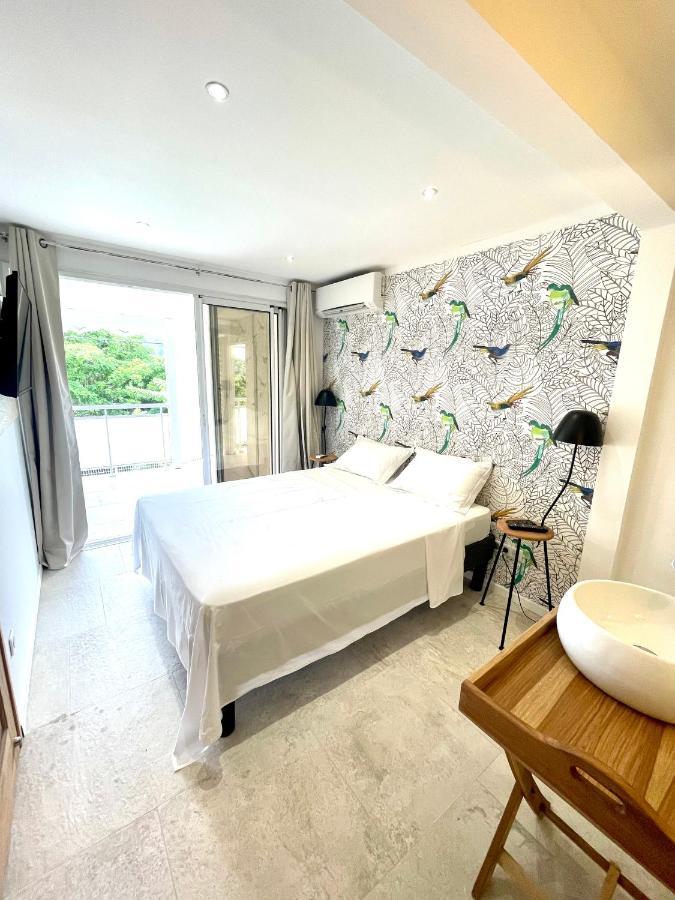 Les Appart Villa Sunbay Caraibes Avec Piscine Privative Vue Mer Et Montagne Le Francois Bagian luar foto